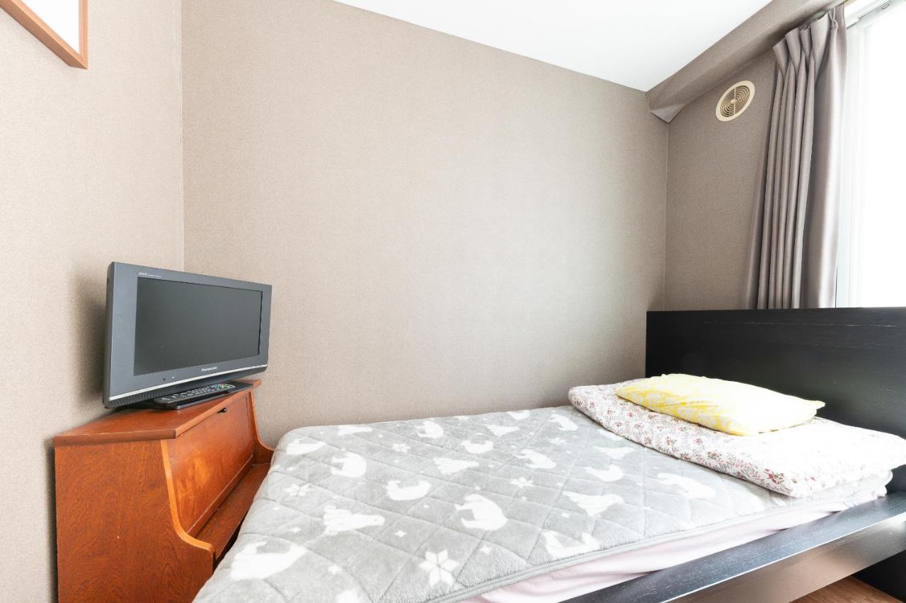 Oyo Hotel Hikari House Токио Екстериор снимка