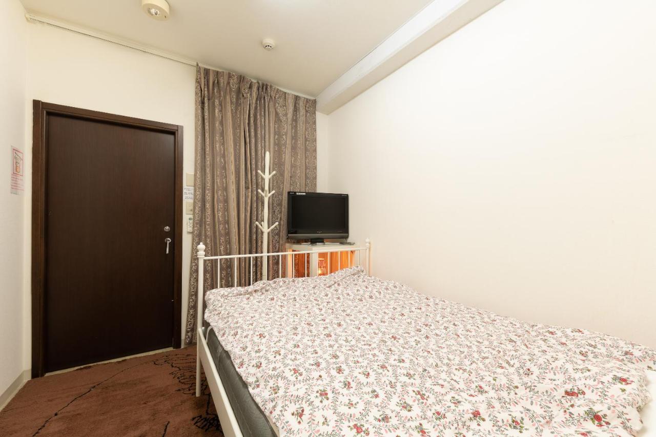 Oyo Hotel Hikari House Токио Екстериор снимка